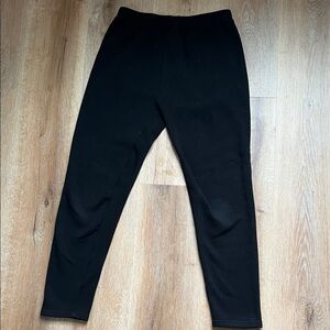 Source Unknown ⭐️ Black Leggings